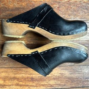 Swedish Hasbeen Clogs USA 8.5 EU 39